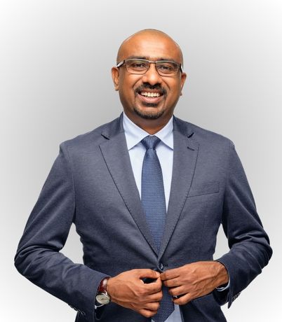 Trionne Silva – Commercial & Finance Consultant