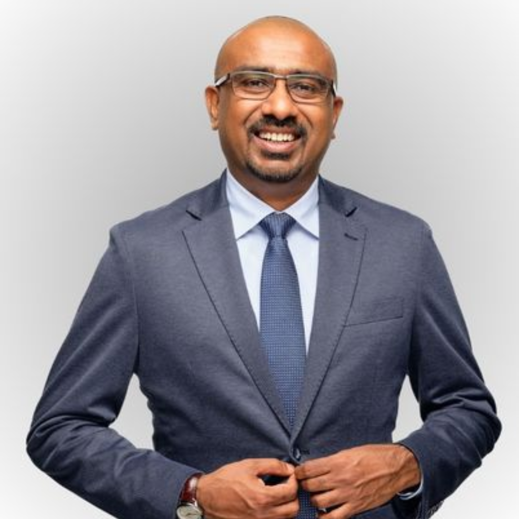 Trionne Silva – Commercial & Finance Consultant
